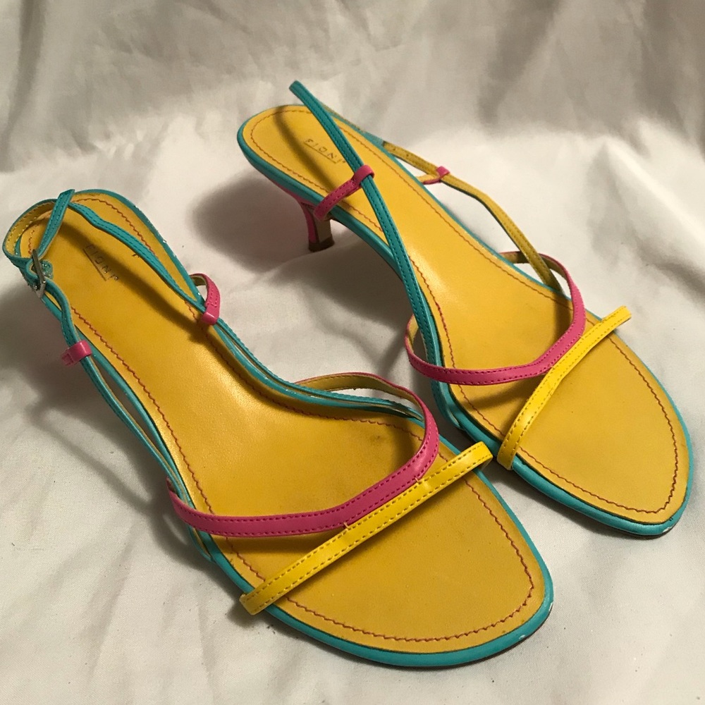 FIONI Sandals Size 8